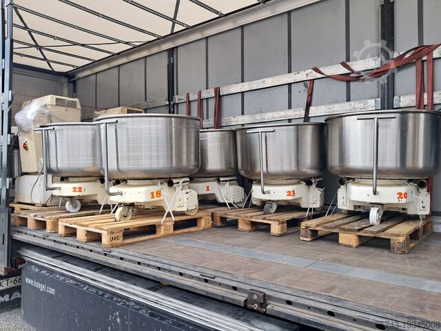 Teigknetmaschine mit herausfahrbarer Kessel Boku SK 240A