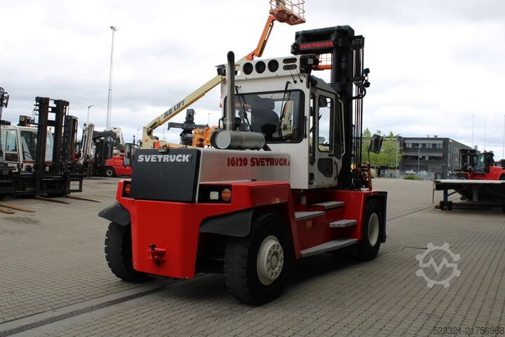 Dieselstapler SveTruck 16120-38