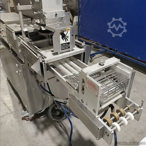 Meat processing machine Formax F-6 burger former