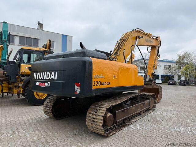 Chain excavator Hyundai R320 NLC-7A Kettenbagger OQ80