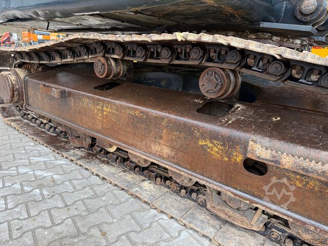 Chain excavator Hyundai R320 NLC-7A Kettenbagger OQ80