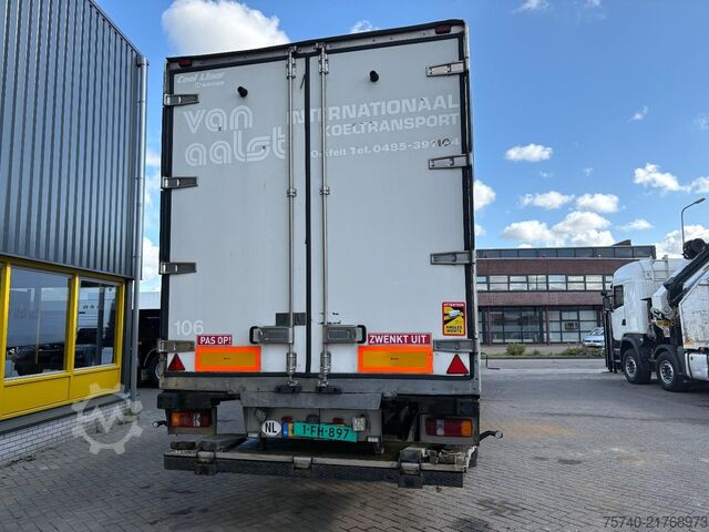 Refrigerated/freezer transport Krone SDR27 + CARRIER MAXIMA 1300 + STUURAS