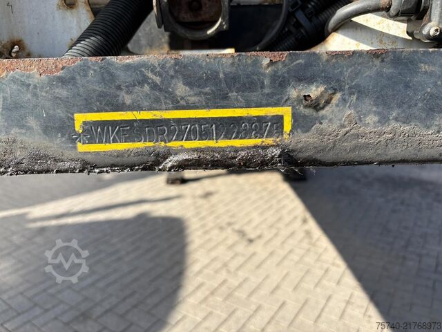 Refrigerated/freezer transport Krone SDR27 + CARRIER MAXIMA 1300 + STUURAS