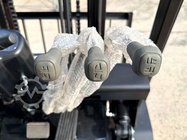 Forklift 3 tons NEW Movetec LT30