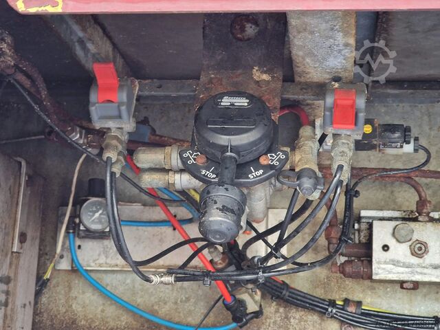 Cattle transport Zorzi 38S13619 Irma 2 deck livestock - Water & Ventil...