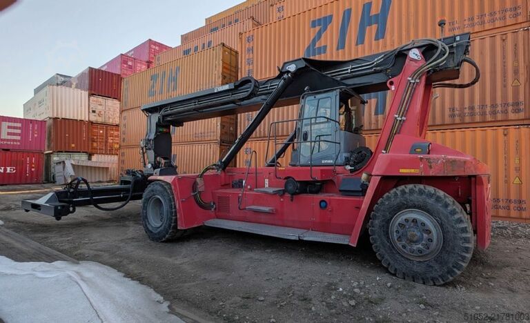 Leercontainer Reachstacker Kalmar DRG100-54S6