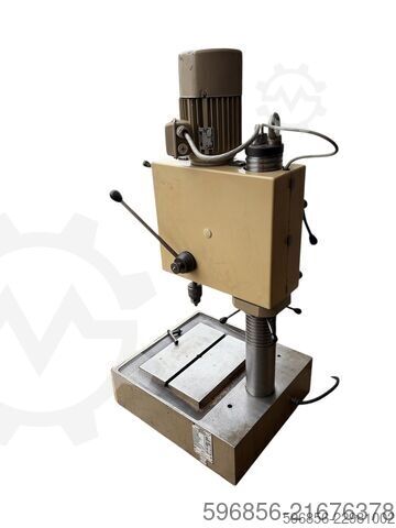 Bench drill BT2 | Industrial | 380V | East Germany (DDR) Wiertarka stołowa BT2 | Przemysłowa | 380V | DDR Wiertarka stołowa BT2 | Przemysłowa | 380V | DDR