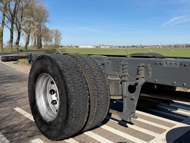 Chassis with cab DAF CF 250 CF250.19 EURO6. Chassic cabine