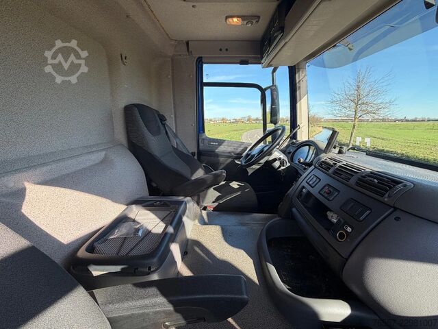 Chassis with cab DAF CF 250 CF250.19 EURO6. Chassic cabine