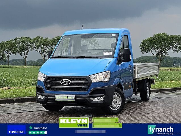 Loading platform HYUNDAI H 350 ac trekhaak 3000 kg