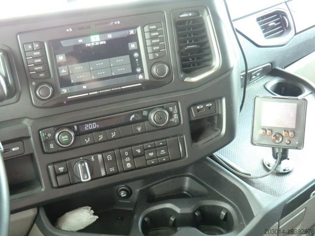 Refrigerated truck SCANIA R450 Kühlkoffer 6x2 Lenkachse Retarder LBW