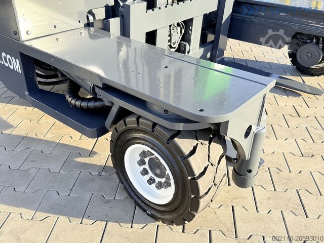 Four-way forklift Combilift C4000 GAS TRIPLEX 6900 FREE-LIFT CABIN