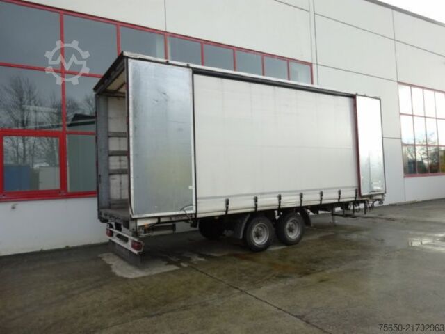 Open trailer with tarp Möslein TP 11 Schwebheim  Tandem- Schiebeplanenanhänger zum Durchladen