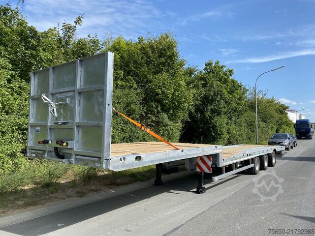 Low loader semitrailer Möslein ST 3-Plato 9,4  3 Achs Satteltieflader Plato 45 t GGfür Fertigteile, Baumaschinen oder Container