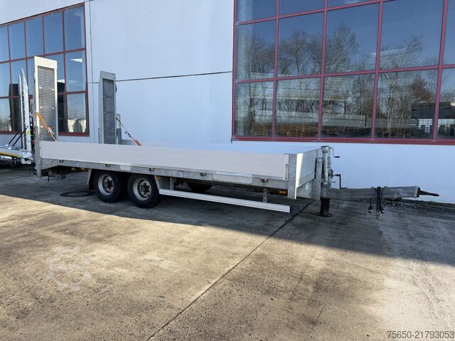 Low loader trailer Möslein THT 13 Schwebheim  13 t Tandemtieflader
