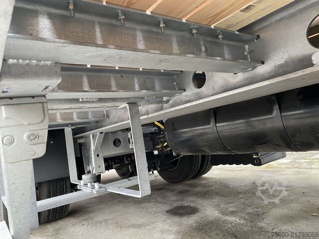 Low loader trailer Möslein T 3-P9,2 OR  3 Achs Tieflader gerader Ladefläche 9 m, Neufahrzeug