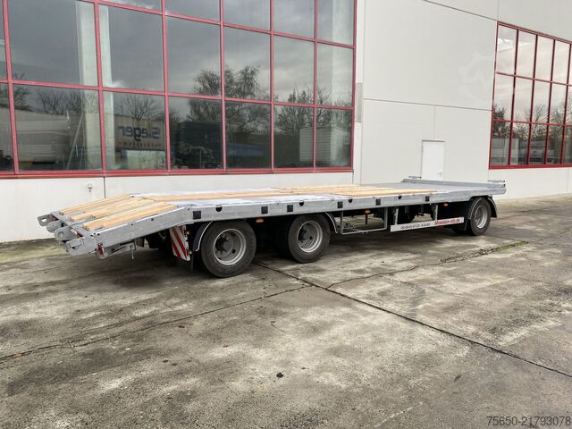 Low loader trailer Möslein T 3-8,20 P OR  3 Achs Tieflader gerader Ladefläche 8,10 m,Neufahrzeug
