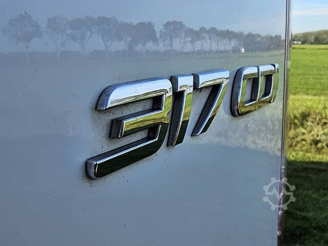 MERCEDES-BENZ SPRINTER 317 L2H2 RWD Automaat Mbux Camera 3 Zits Airco Apple Carplay Euro6 170 PK! MERCEDES-BENZ SPRINTER 317 L2H2 RWD Automaat Mbux Camera 3 Zi...