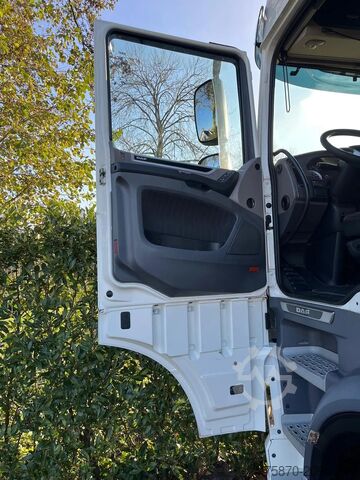 Standard-SZM DAF XF 450 FT