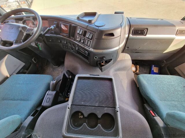 Chassis with cab Volvo FM 12.460 6x2 - Chassis - I shift - Euro 3 - Sl...