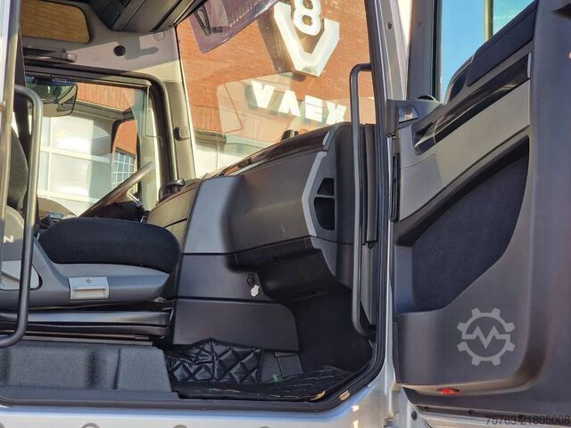 Standard-SZM MAN TGX 18.560 4x2 - Retarder - Night clima - Full ...
