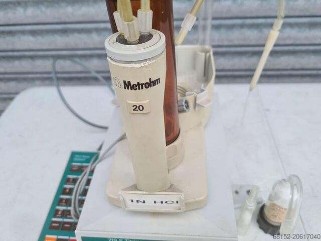 Metrohm 719S Titrino with 20ml burette and 728 Stirrer Metrohm 719S Titrino