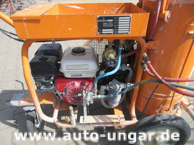 Line marking machine Zindel City 2 Hofmann H8 Markiermaschine Stripe