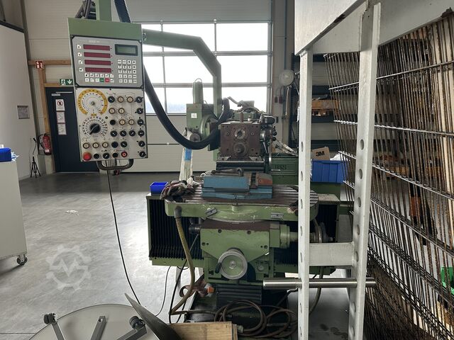 Universal tool milling machine MAHO MH 700