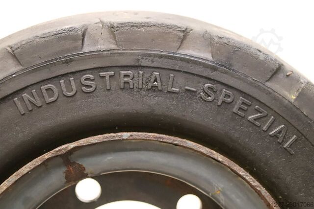 Solid rubber tires, 2 pieces Phoenix Contact 18x7-8  GSV  4.33 R-8