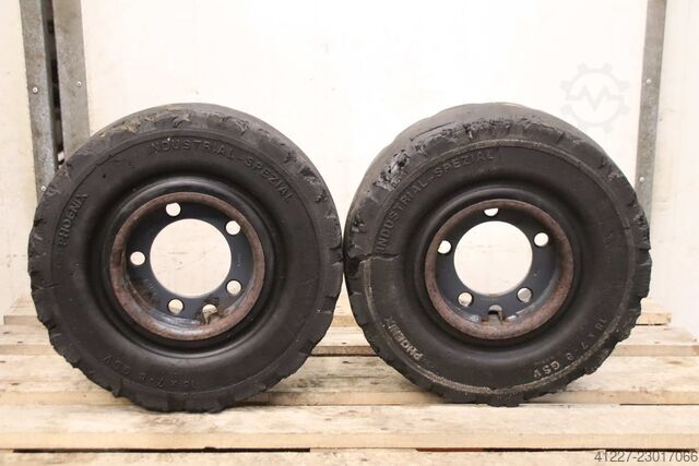 Solid rubber tires, 2 pieces Phoenix Contact 18x7-8  GSV  4.33 R-8