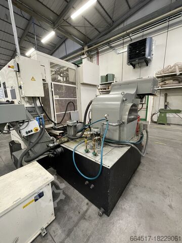 BEARBEITUNGSZENTRUM OKUMA MA40 HA  - 6 APC YOM1999