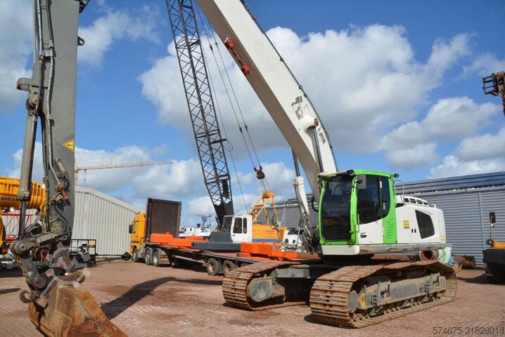 Teleskopbagger Liebherr R 946 LC-V   Long Reach