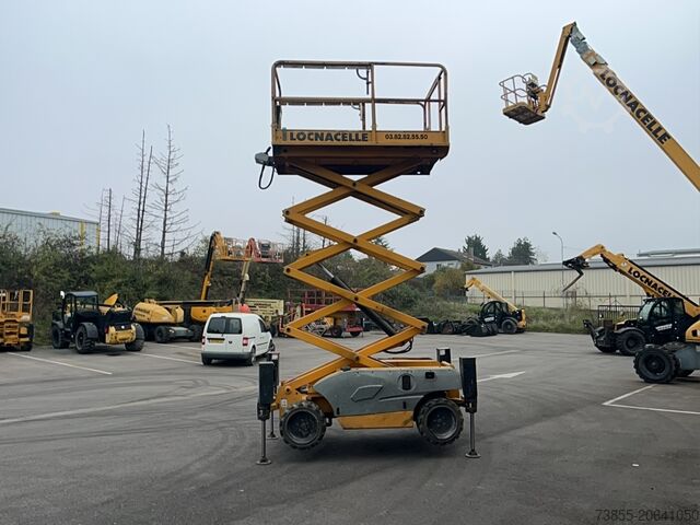 Scissor Lift Haulotte Compact 10 (10m)