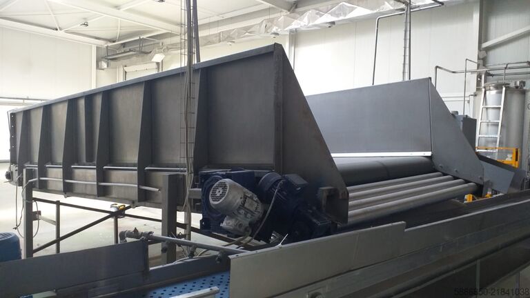 Stainless steel dosing bunker for vegetables and fruits  