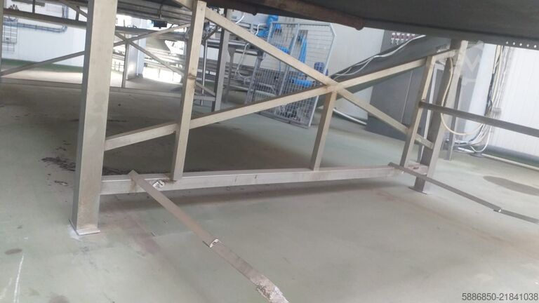 Stainless steel dosing bunker for vegetables and fruits