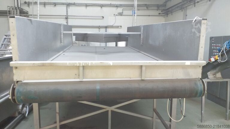 Stainless steel dosing bunker for vegetables and fruits  