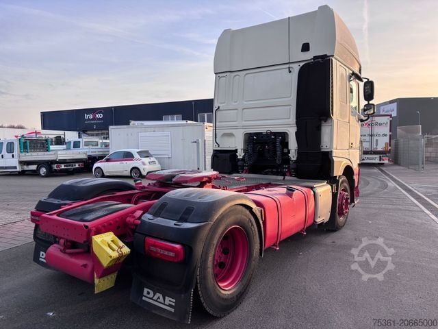 Standard tractor unit DAF XF 530 SSC Super Space Cab Prod. 2022 - RETARDER