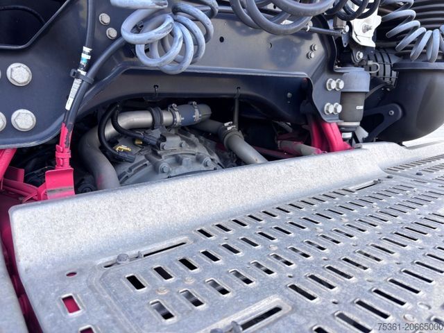 Standard tractor unit DAF XF 530 SSC Super Space Cab Prod. 2022 - RETARDER