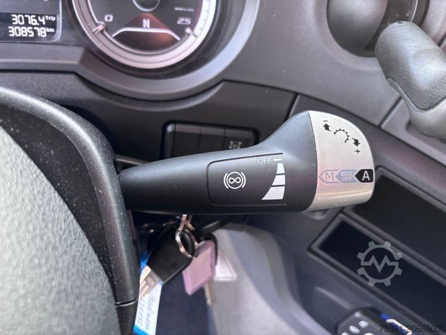 Standard tractor unit DAF XF 530 SSC Super Space Cab Prod. 2022 - RETARDER