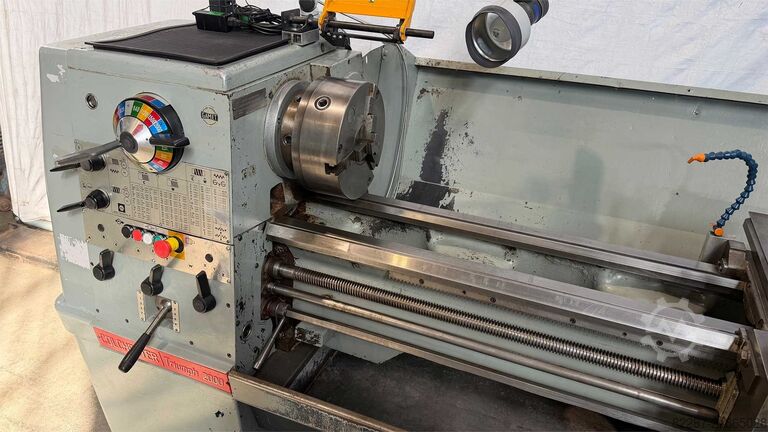 Center lathe Used Colchester Triumph 2000