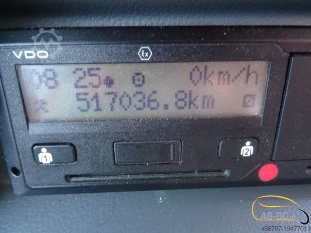 Motor coach MERCEDES-BENZ Tourismo RHD-M 56 Sitze