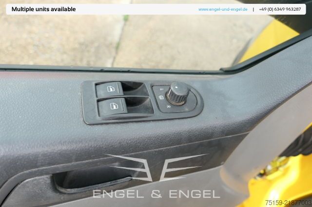 Panel van Volkswagen T5 Transporter 2.0 TDI EURO-5 2xSCHIEBETÜR PARKTRONIK SERVICE 157tkm