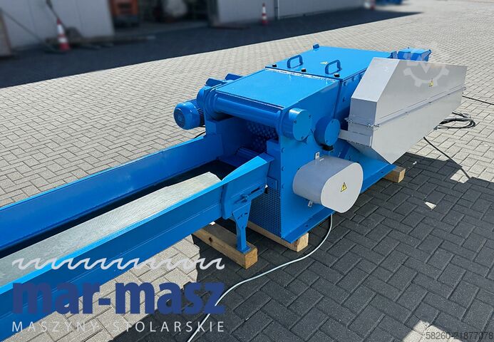 Chipper / Shredder with conveyor belt Rudnick & Enners TH 150/400/3