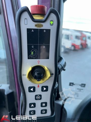 Roll-off tipper truck MAN TGX 35.500 8x4 BL*Meiller RK30*Funk*Knickarm