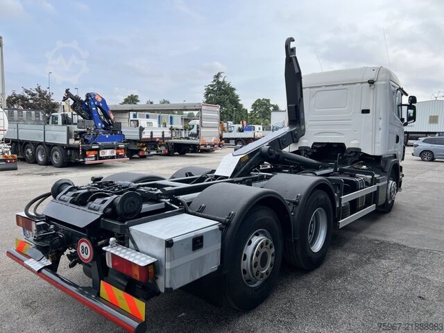Roll-off tipper truck Scania R 470