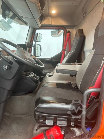 Refrigerated/frozen transport Renault D 12 220 / 264728 km