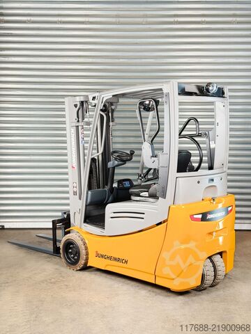 Electric 3-wheeler Jungheinrich EFG 218k - Service Neu - Batterie 88% - Triplex