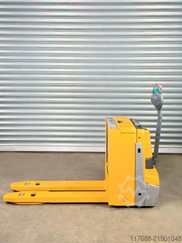 Low lift truck pedestrian Jungheinrich EJE C20 - Service Neu - nur 757 Std. -Batterie 92%