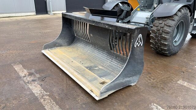 Teleskoplader Liebherr T42-7S (INCL BUCKET / BE MACHINE / LIKE NEW / 7...