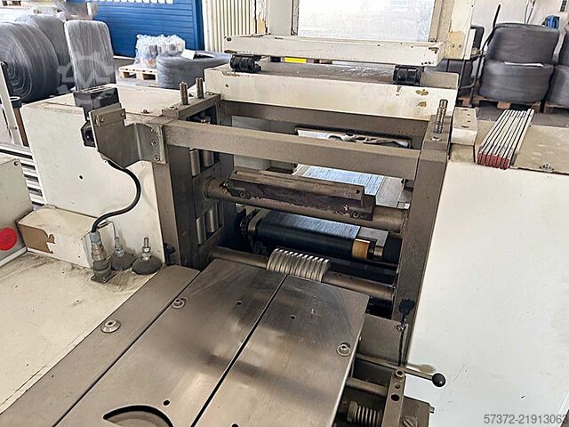 Bag Forming, Filling and Sealing Machine Cavanna Model 011